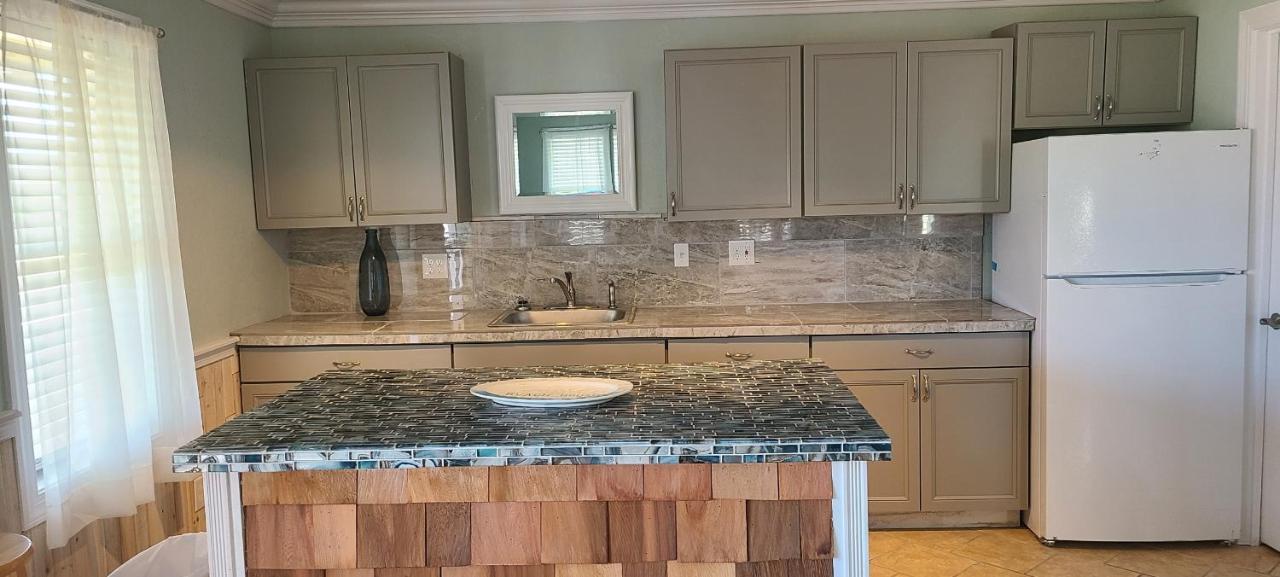 8018 Beach Rd, Semi-Oceanfront, Pool/Hot Tub Nags Head Exterior photo